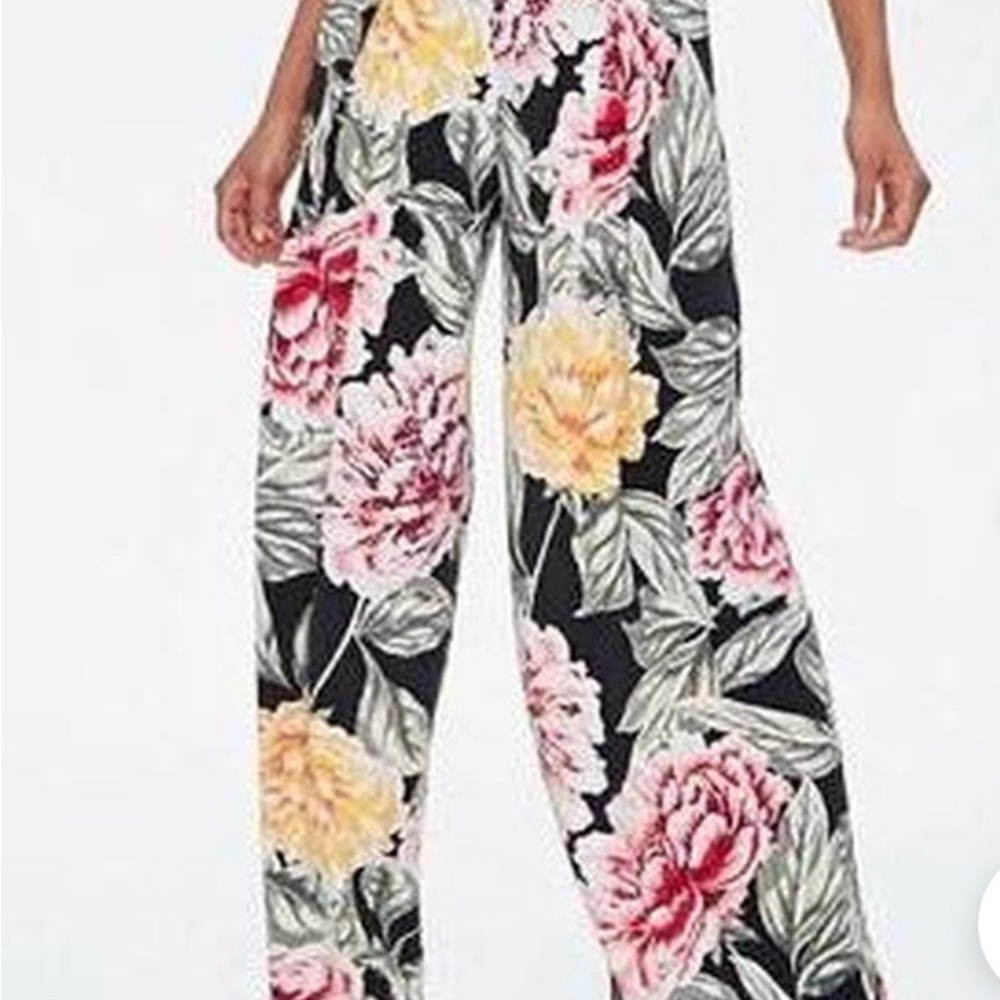 Forever 21 Black and Pink Wide Leg Pants